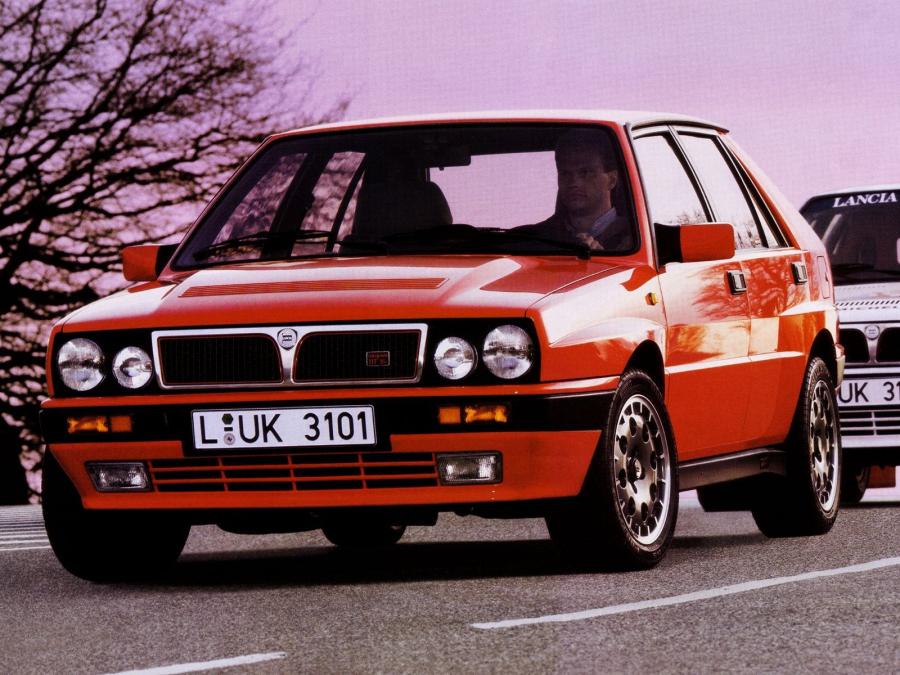  Lancia Delta HF Integrale 16v 1989 года  (фото 1 из 9)